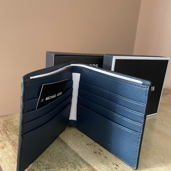 Michael Kors Men’s Mason Wallet - New with Box - Picture 2 of 5